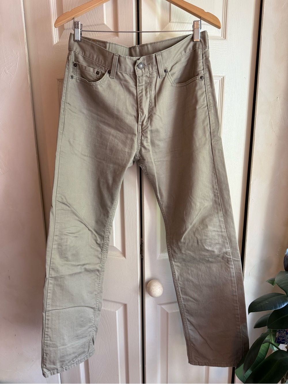 Classic Straight Leg Pants in Light Grey